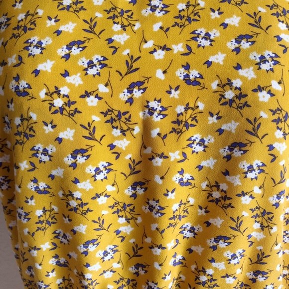 Old Navy Gold Floral Dress - Picture 5 of 10